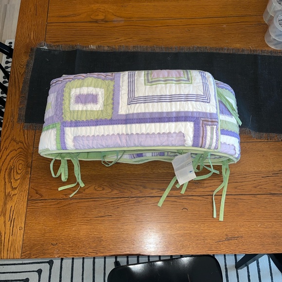 NEW Pottery Barn Kids Katie Patchwork Bumper Crib Purple Green White Baby Girl - Picture 9 of 10